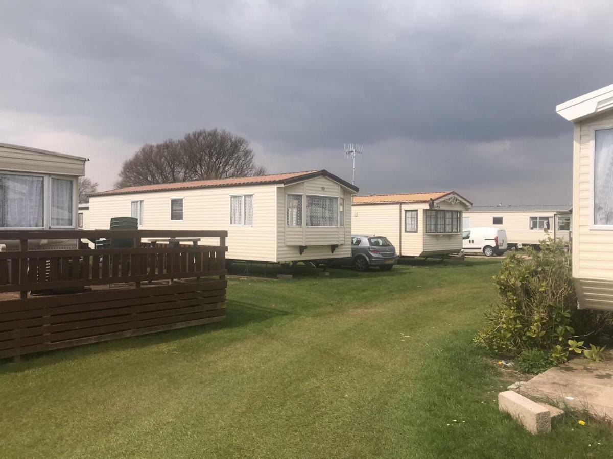 Holiday Home Bognor Regis Extérieur photo