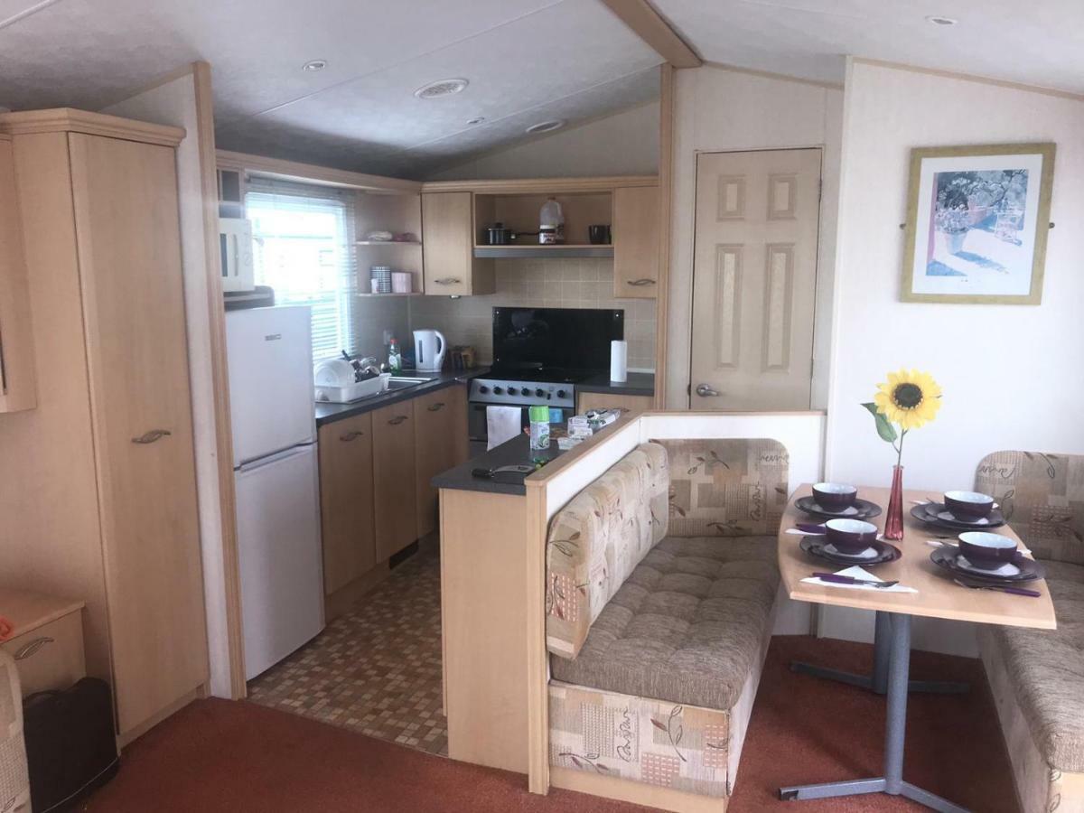 Holiday Home Bognor Regis Extérieur photo